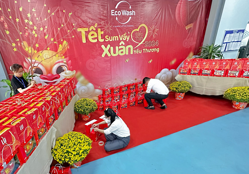 khong-khi-tet-2024-tai-nha-may