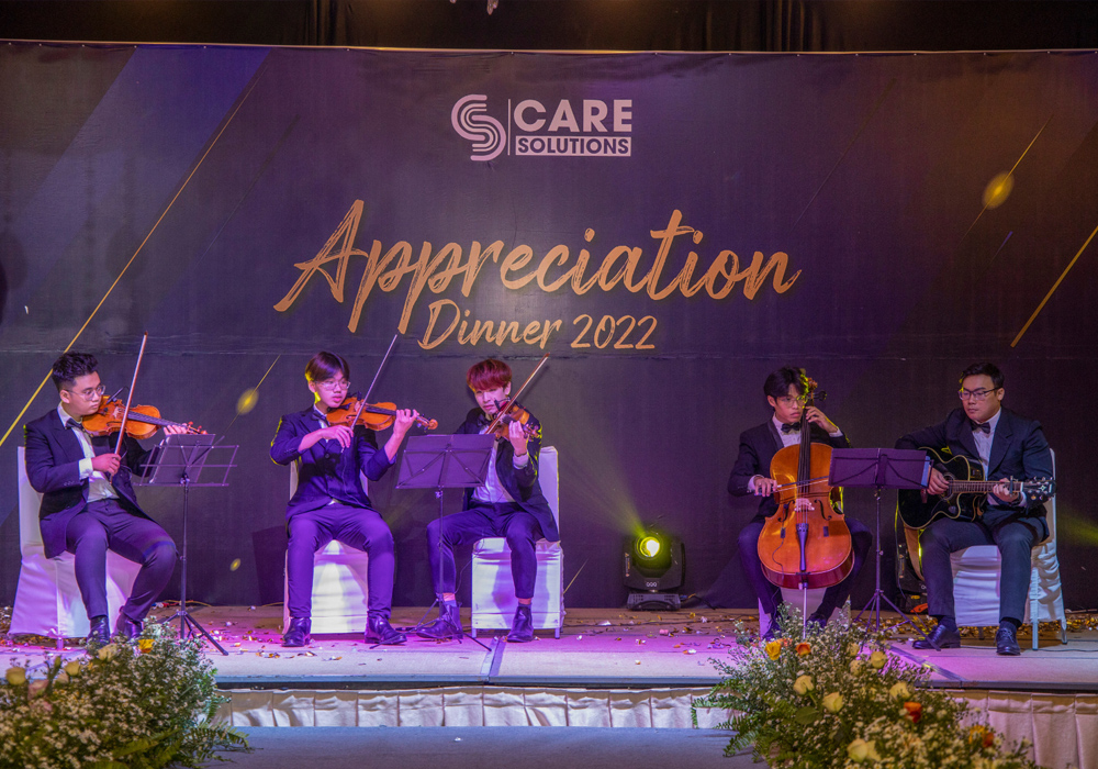 khong-gian-am-nhac-tiec-year-end-party-2022