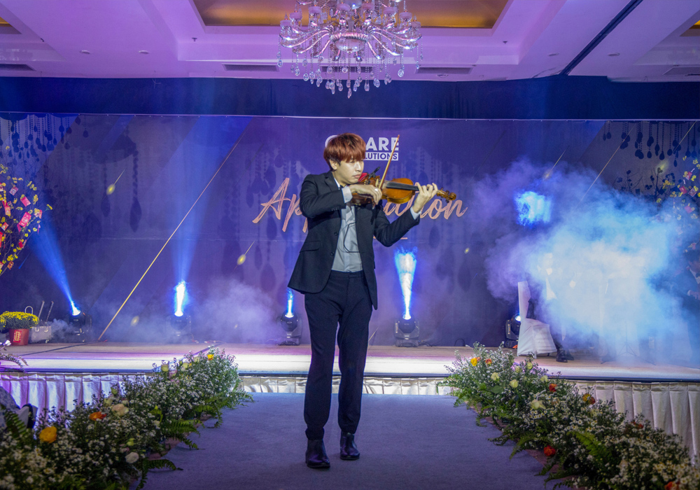 khong-gian-tiec-year-end-party-2022